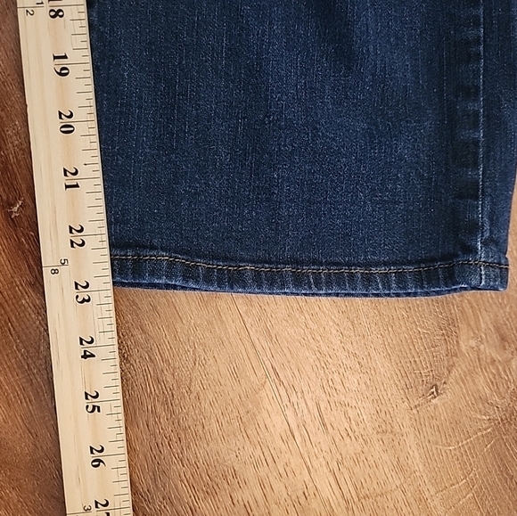 Lane Bryant Cropped Jeans Women's Size 20 Dark Wash High 12" Rise Stretch - Picture 7 of 12